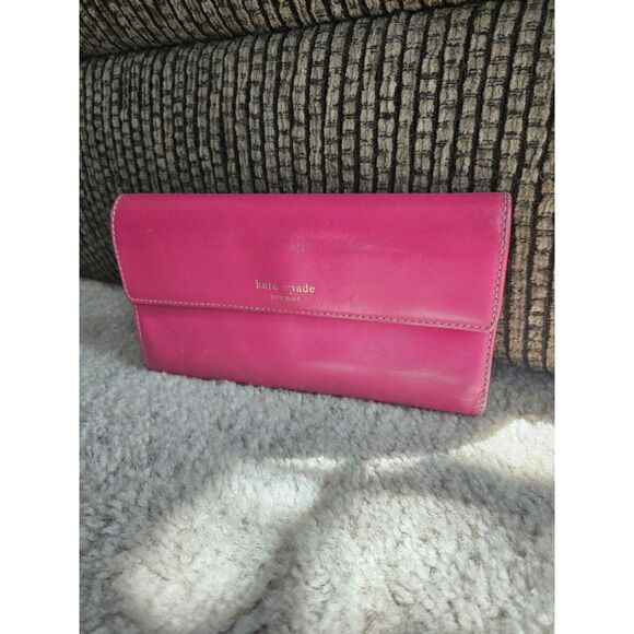 Pink Kate Spade pink leather wallet - Picture 16 of 16